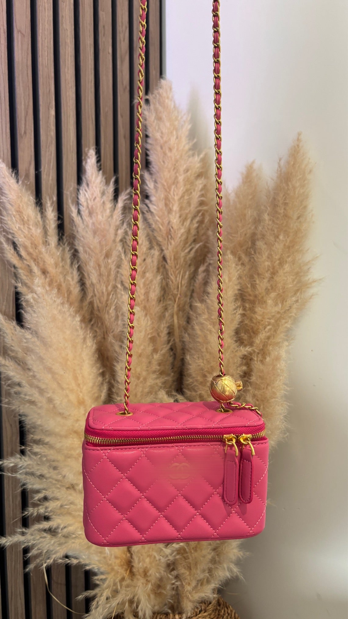 Hot pink crossover box bag -Rg