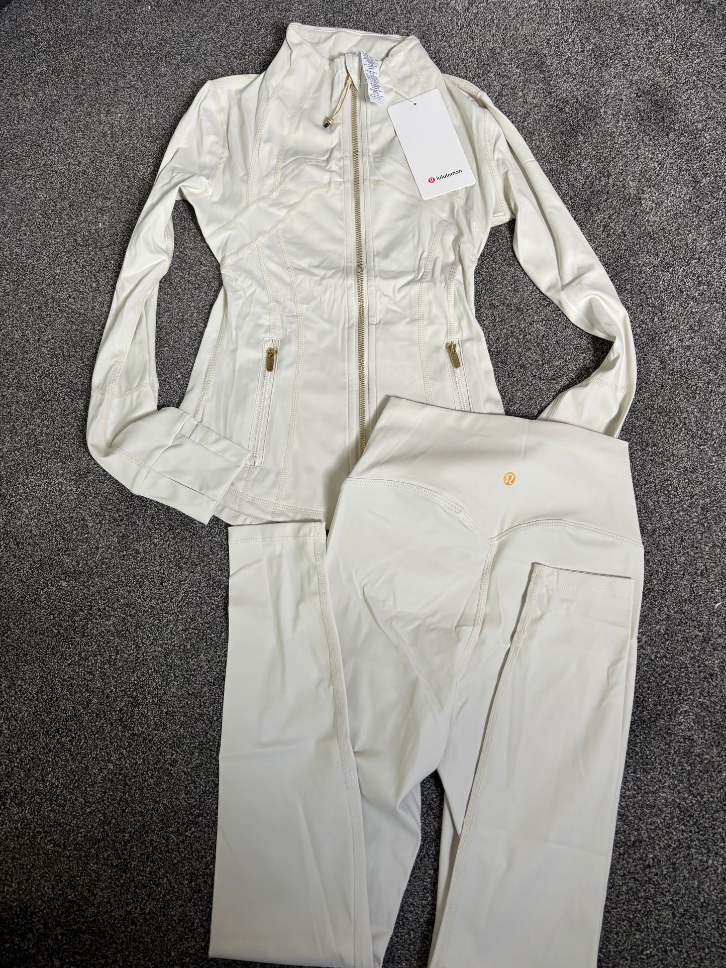 Cream & gold lulu gym set- Rg
