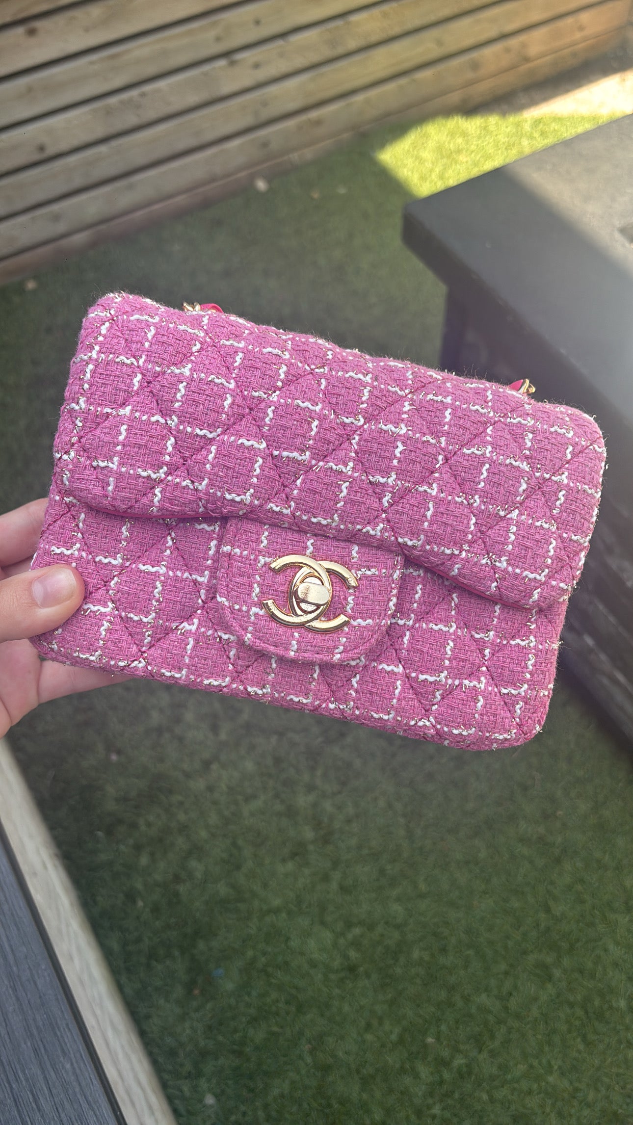 Pink and white tarten small with gold c crossover bag -Rg