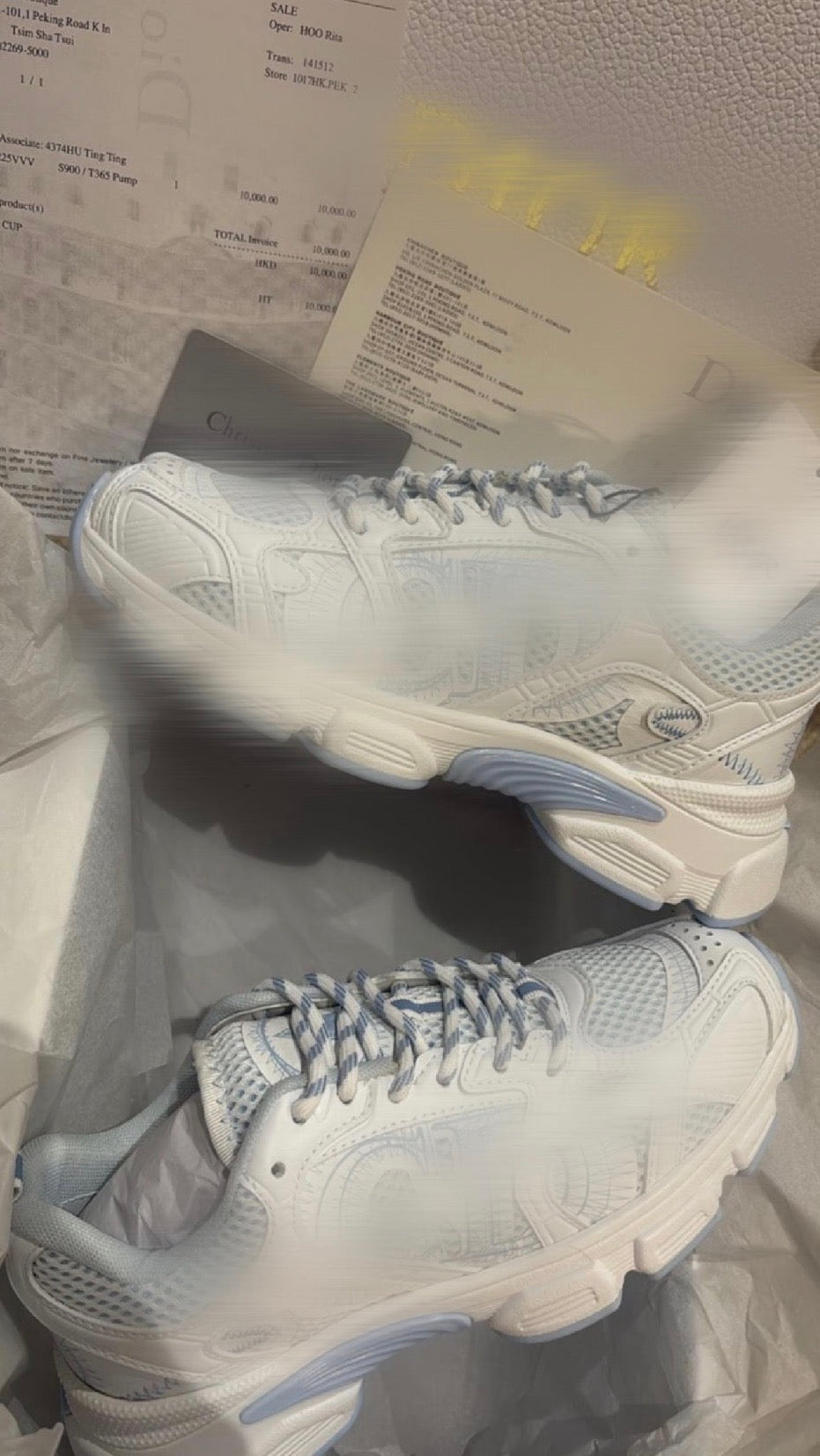 White and blue trainers size 38/5 comes with box -Rg