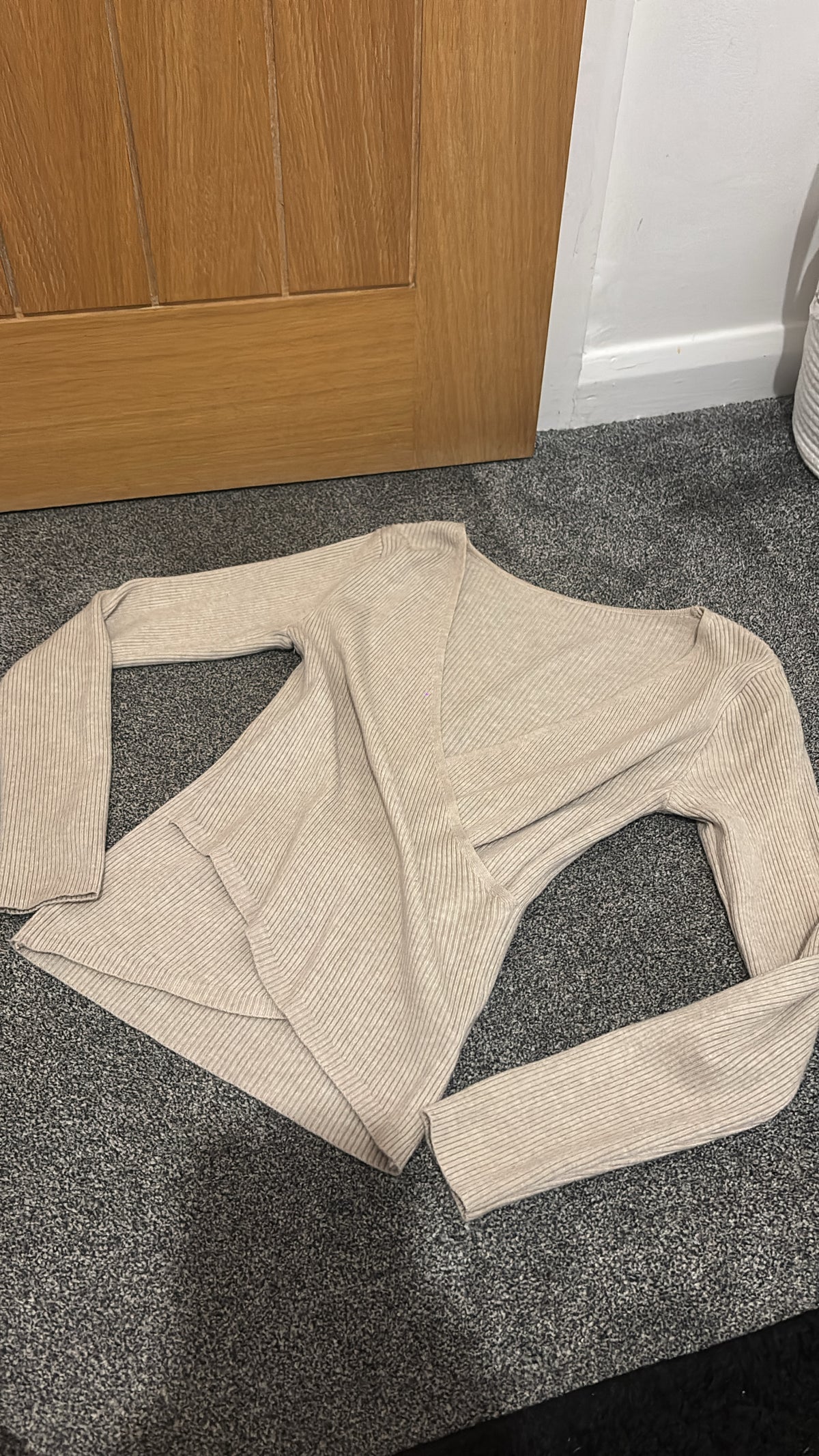 Beige long sleeve top low cut size small pre loved -Rg