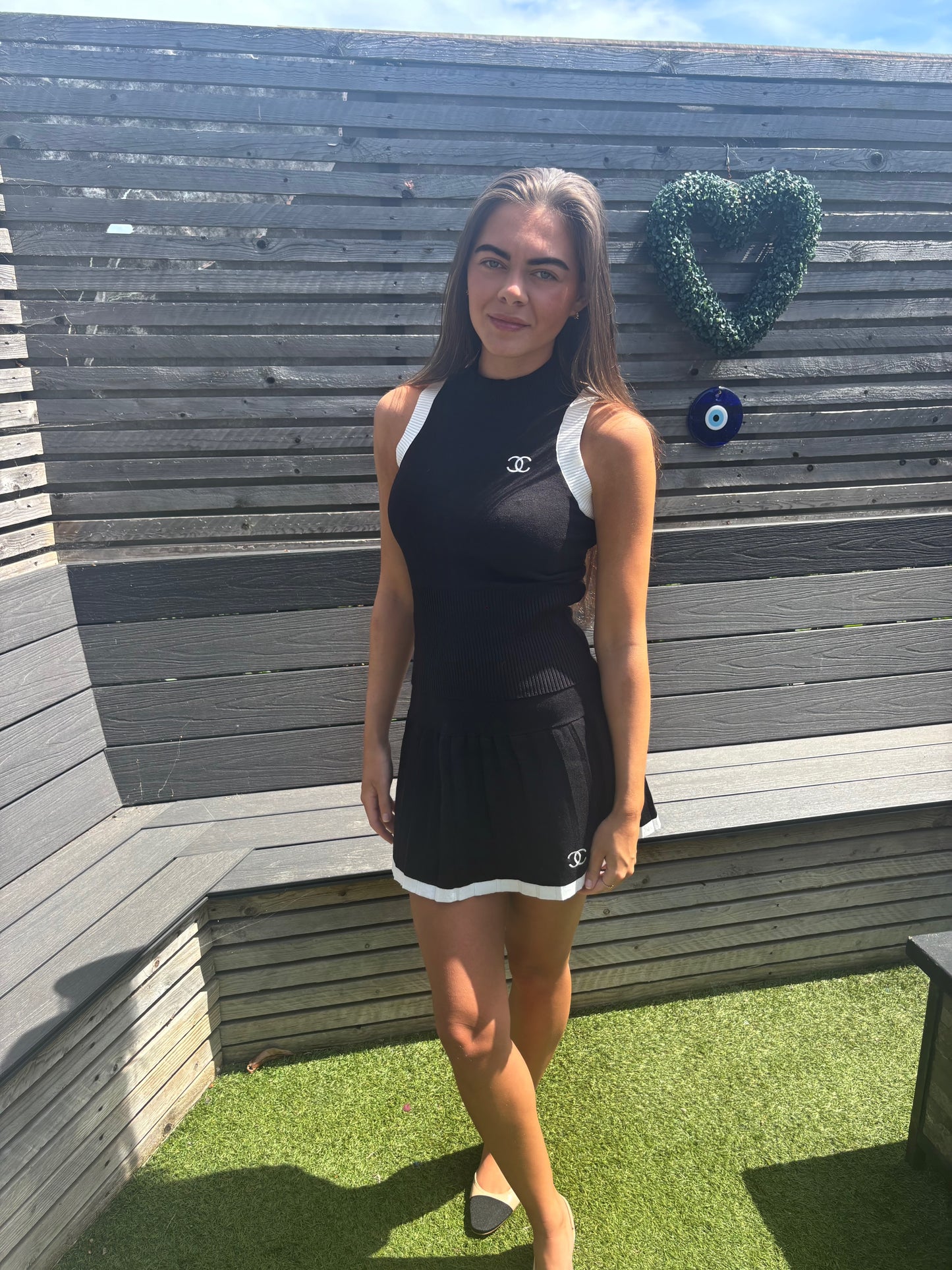 Black top and skirt c set size small -Rg