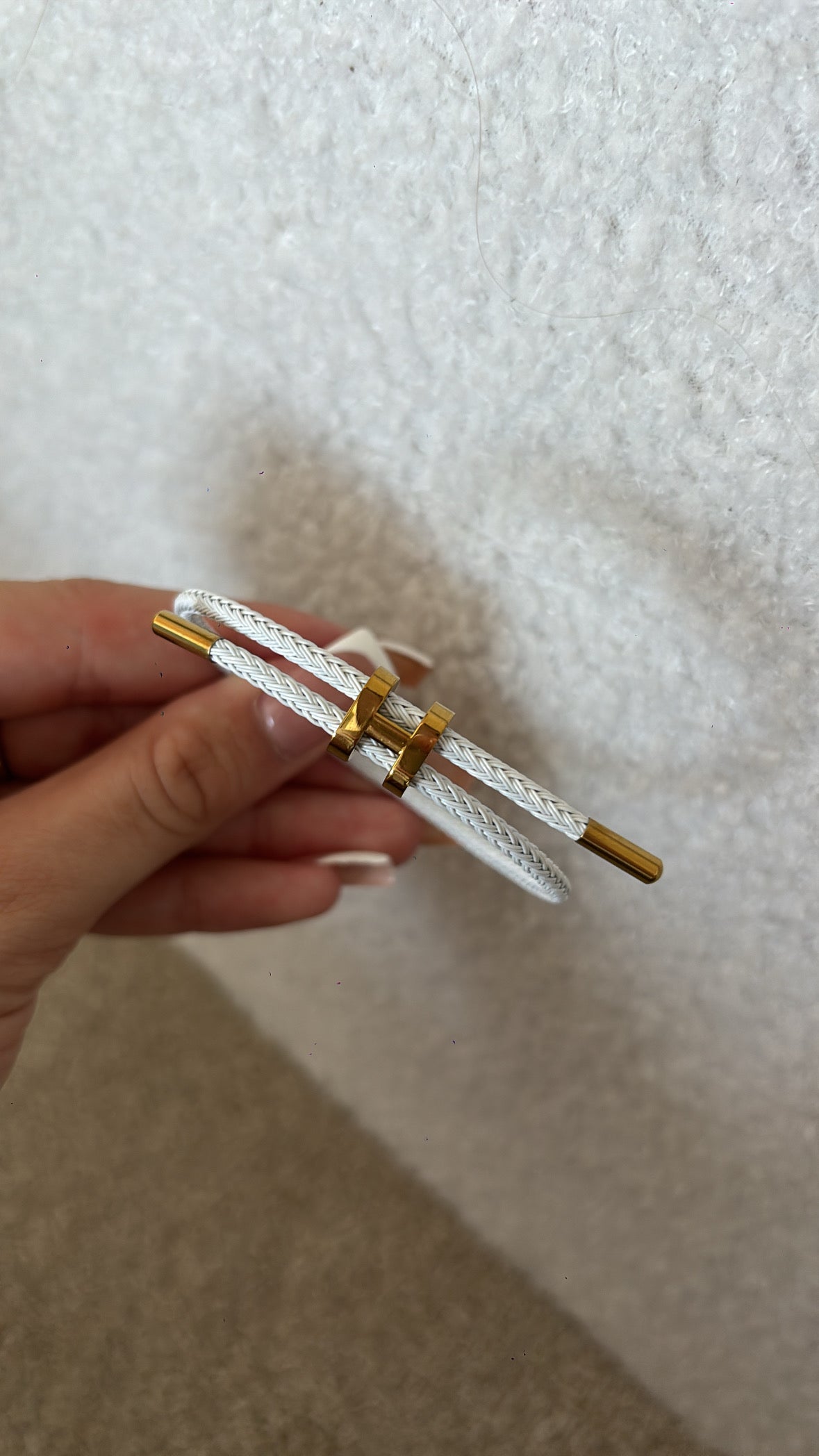 White and gold bracelet
