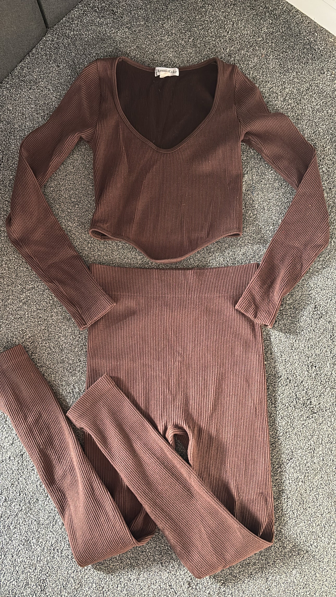 Brown long sleeve top and leggings set size XS/ small pre loved -Rg
