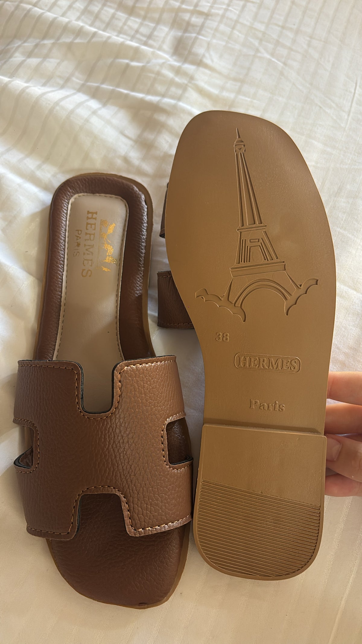Brown Slidders size 5 -Rg
