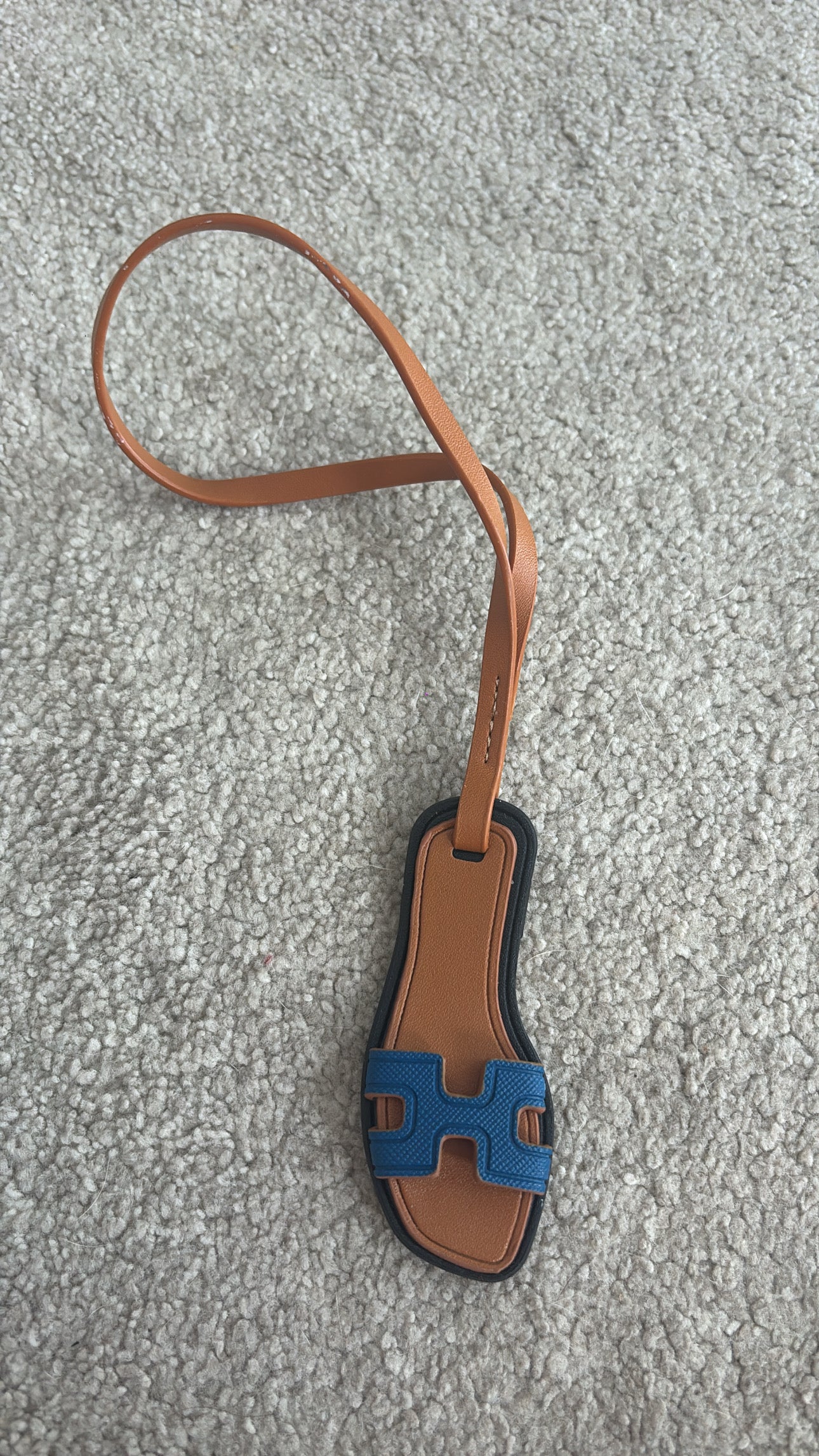 Royal blue h slidder key chain -Rg