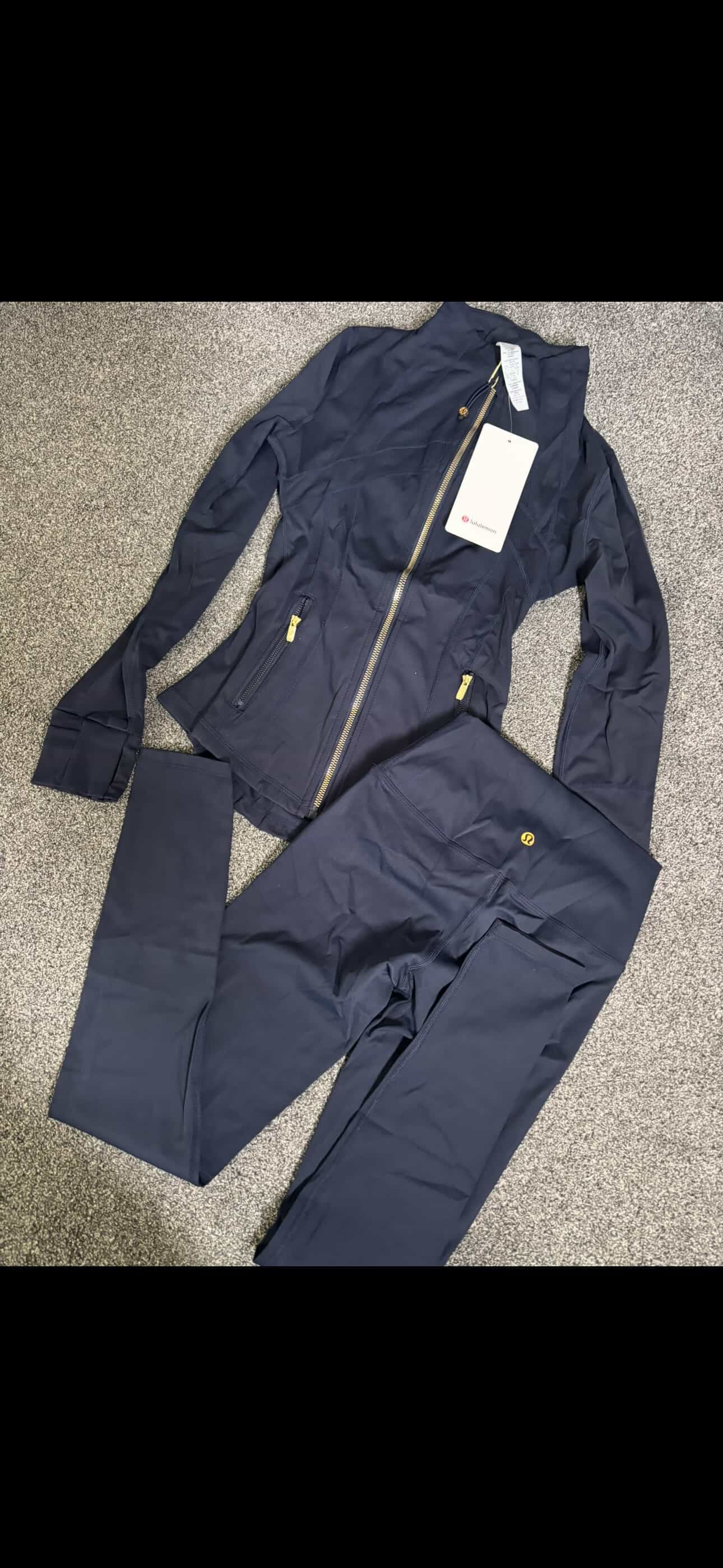 Navy blue & gold lulu gym set Rg