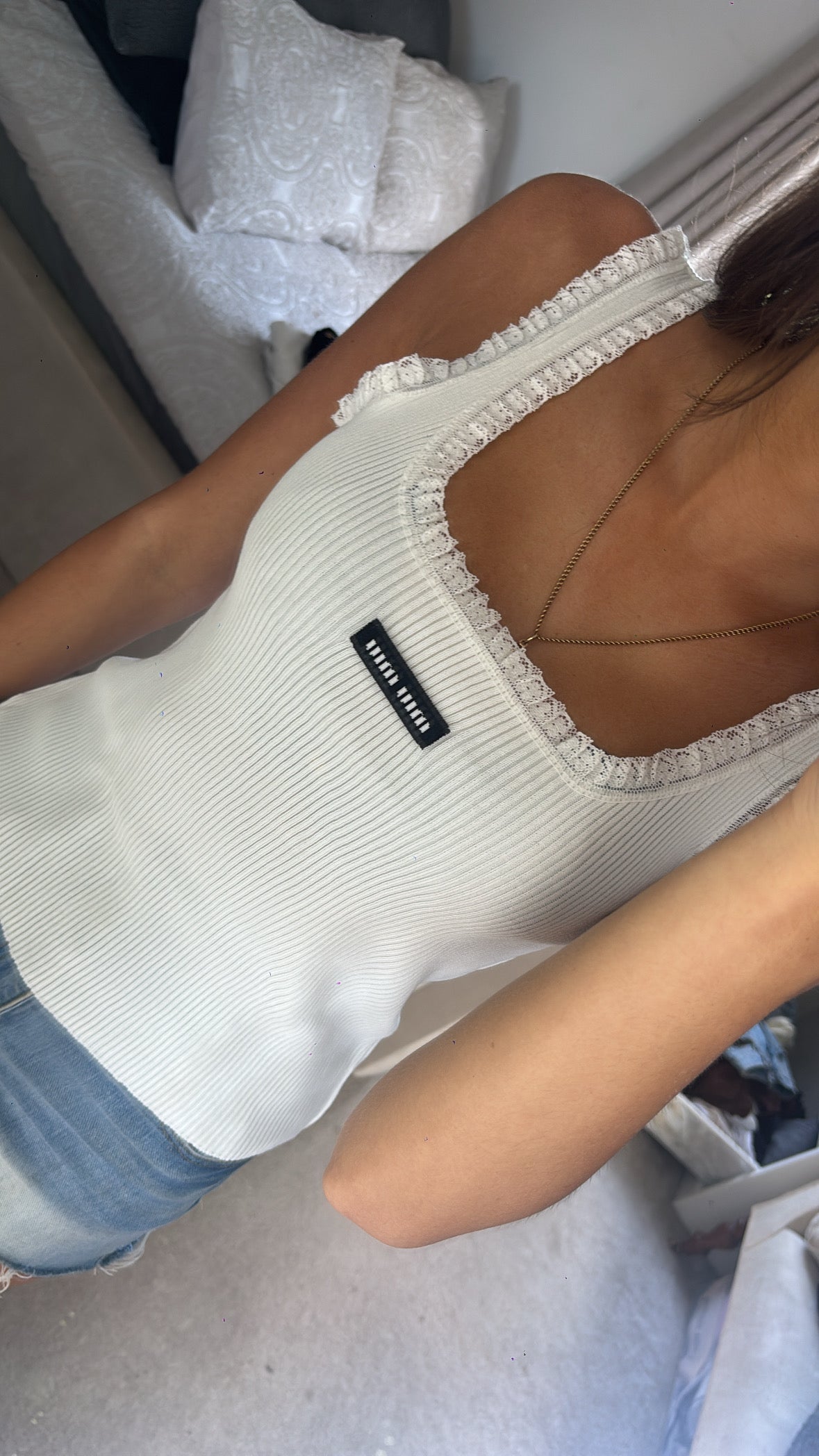White MM top size Small
