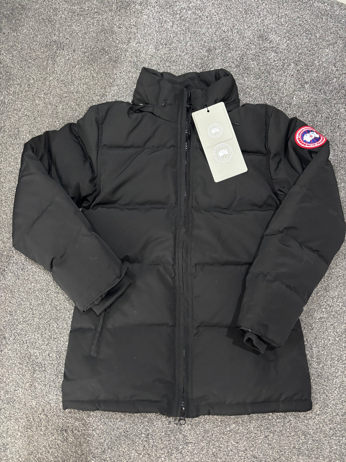 Black Canada coat with natural fur and draw strings -Rg