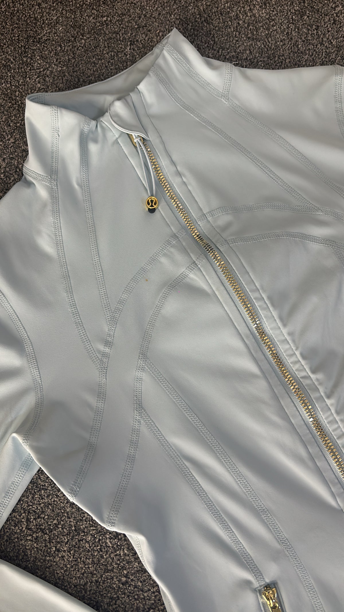 Baby blue with gold lulu gym set sizs XS pre loved -Rg