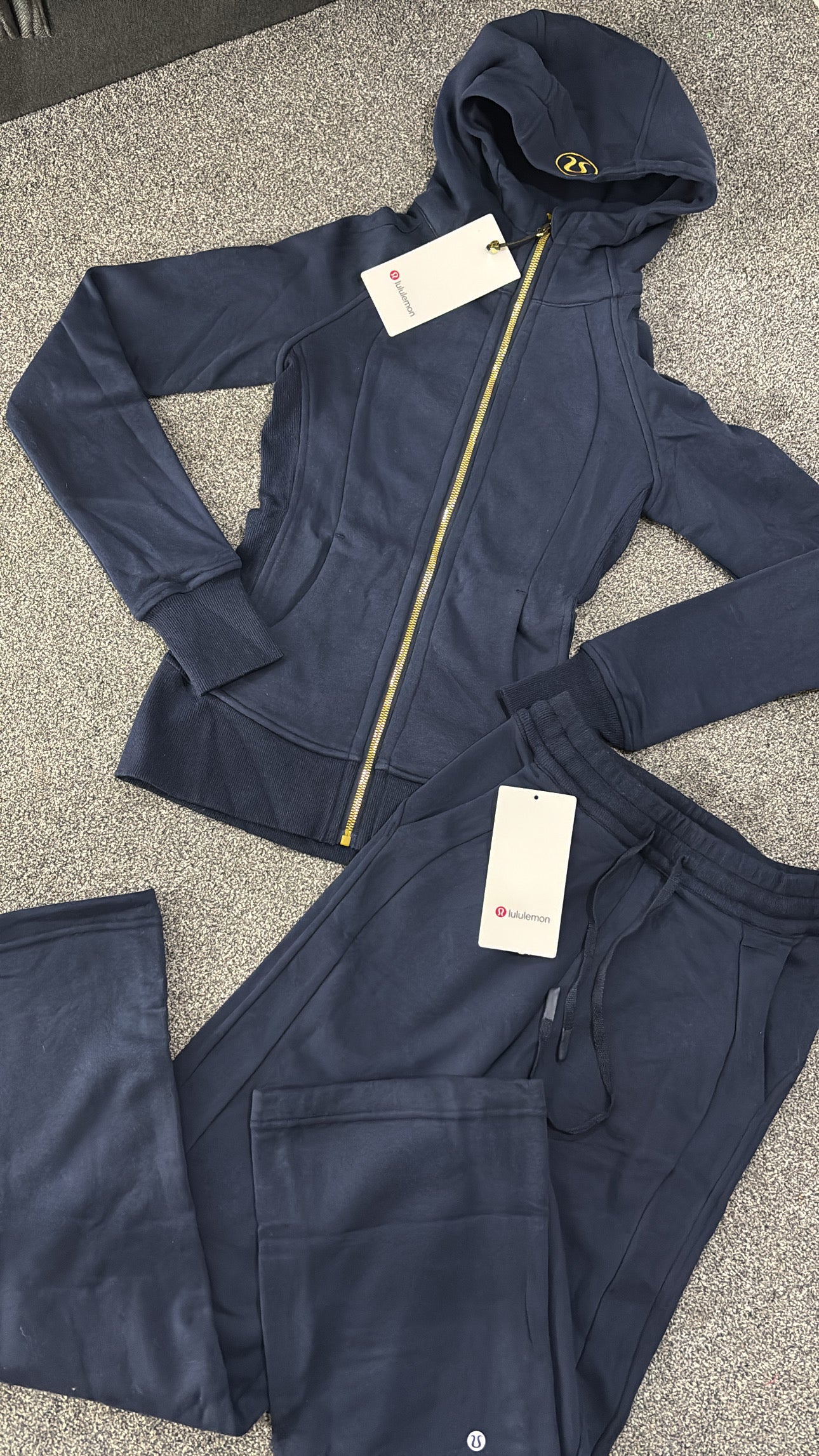 Navy blue and gold lulu tracksuit -Rg
