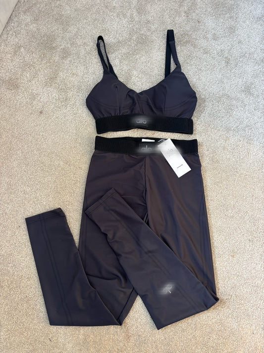 Black A gym sets with adjustable straps size small -Rg