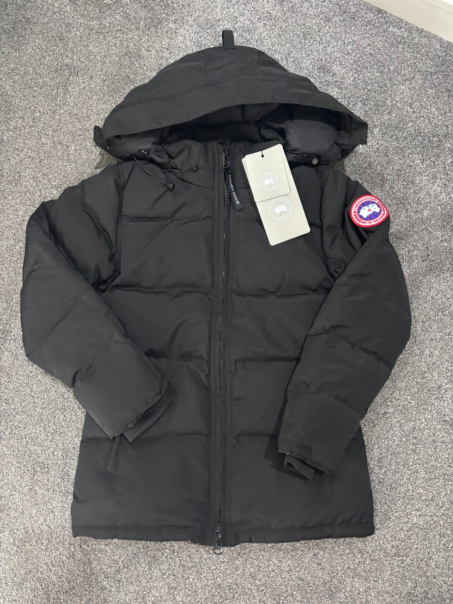 Black Canada coat with natural fur and draw strings -Rg