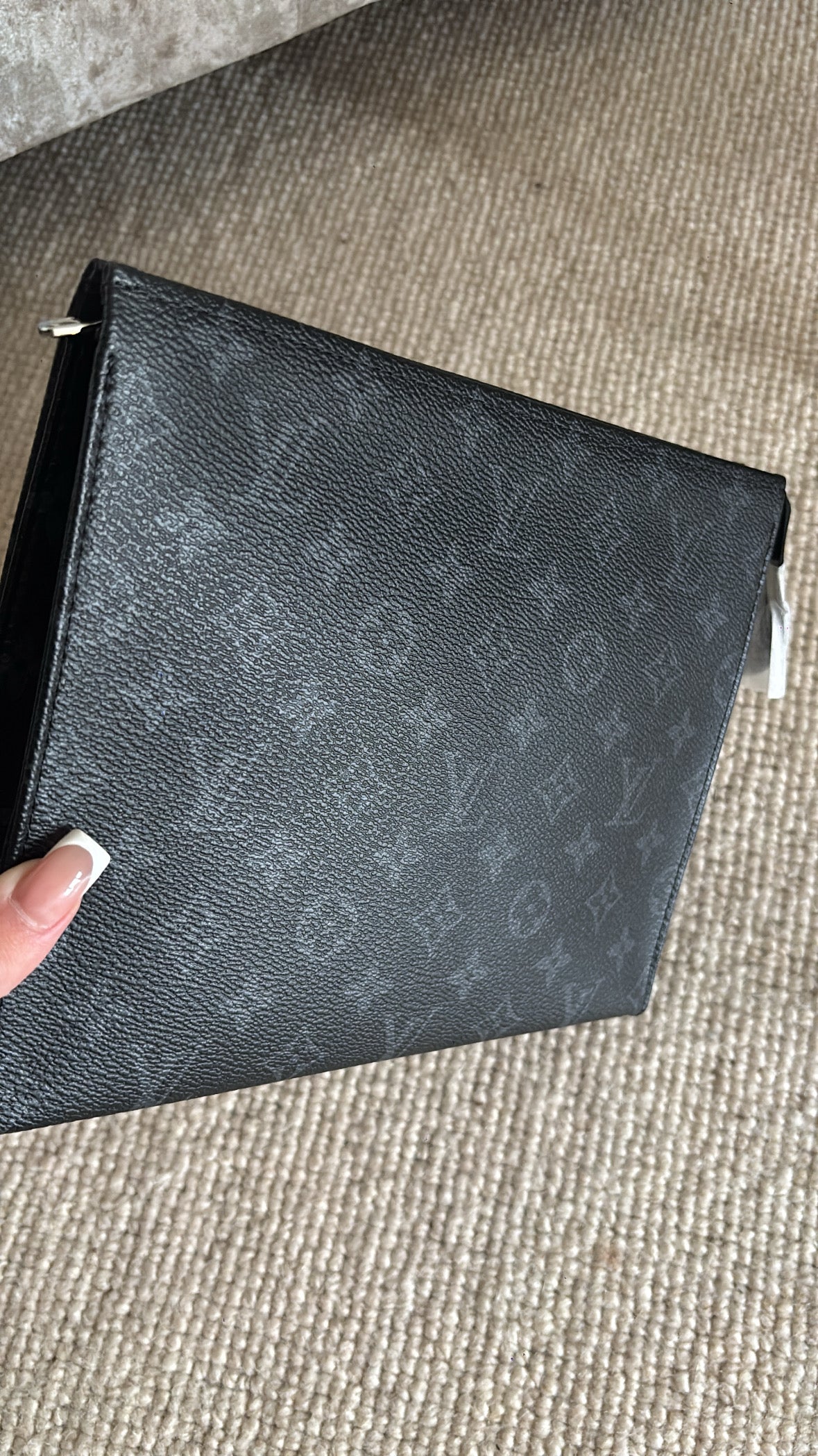 Black and grey flower clutch
