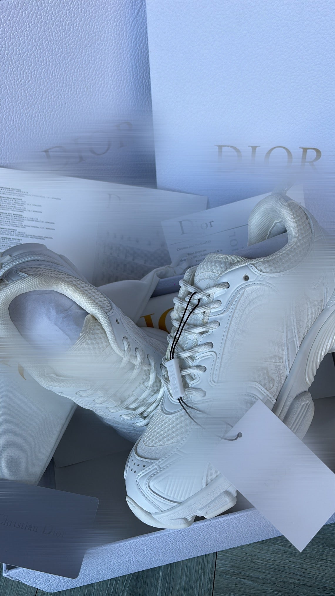 White D trainers come with box- Rg