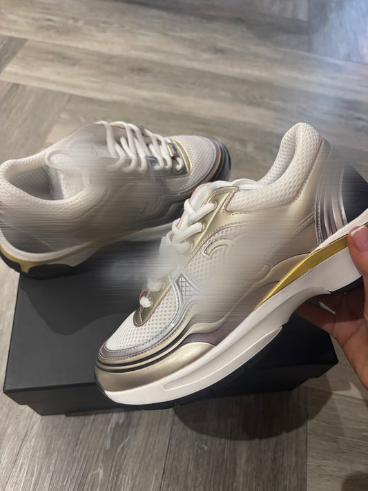 Gold trainers comes with box- Rg
