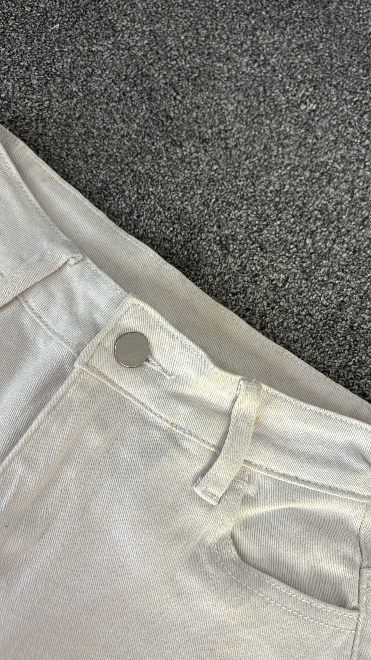 White jeans size XS pre loved -Rg