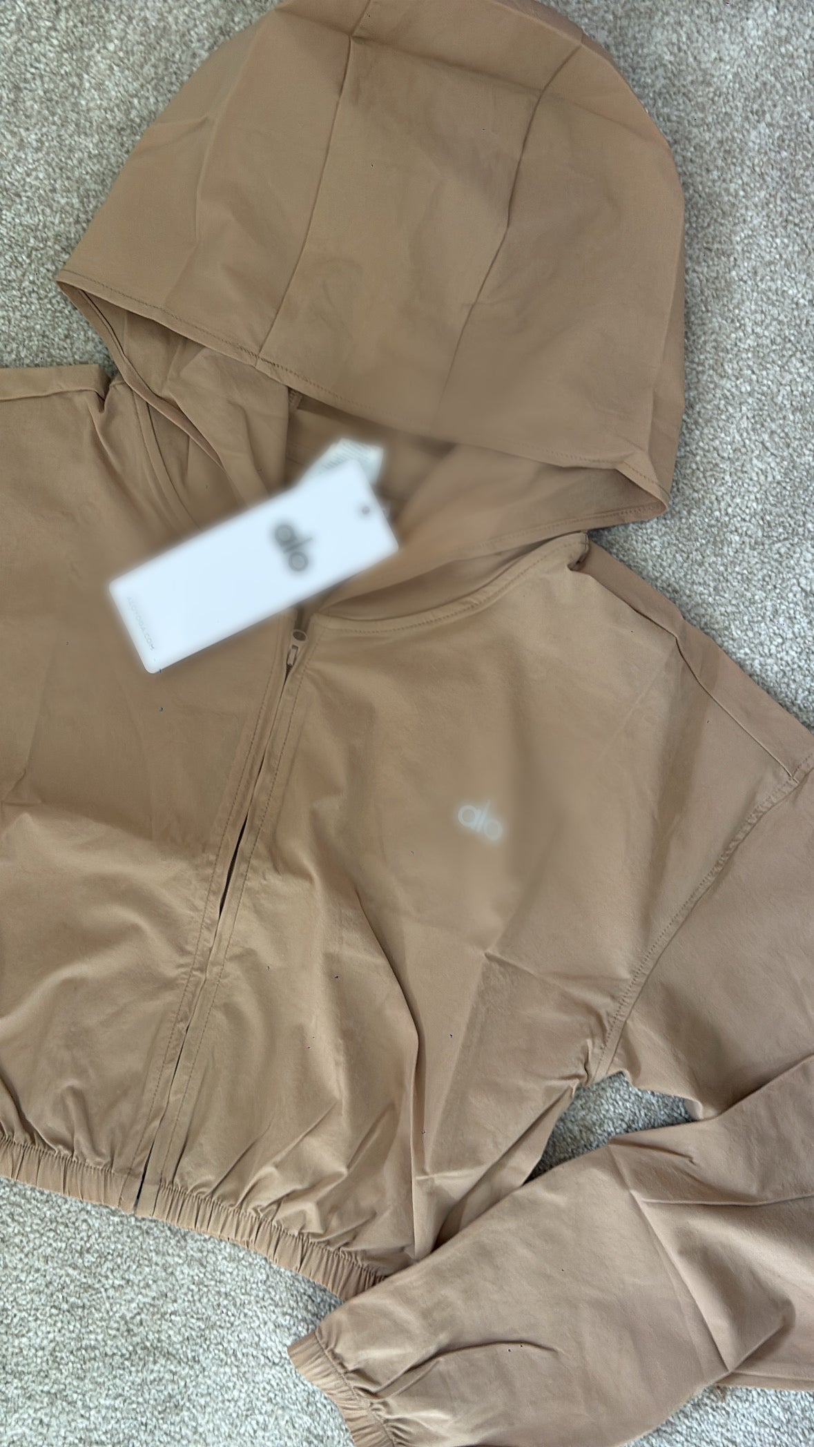 Camel A dryfit cropped jacket size S