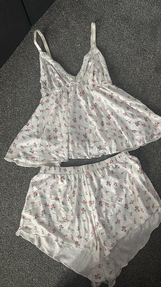 Flower pj set size small pre loved-Rg