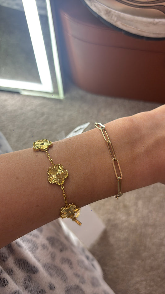 Gold bracelet