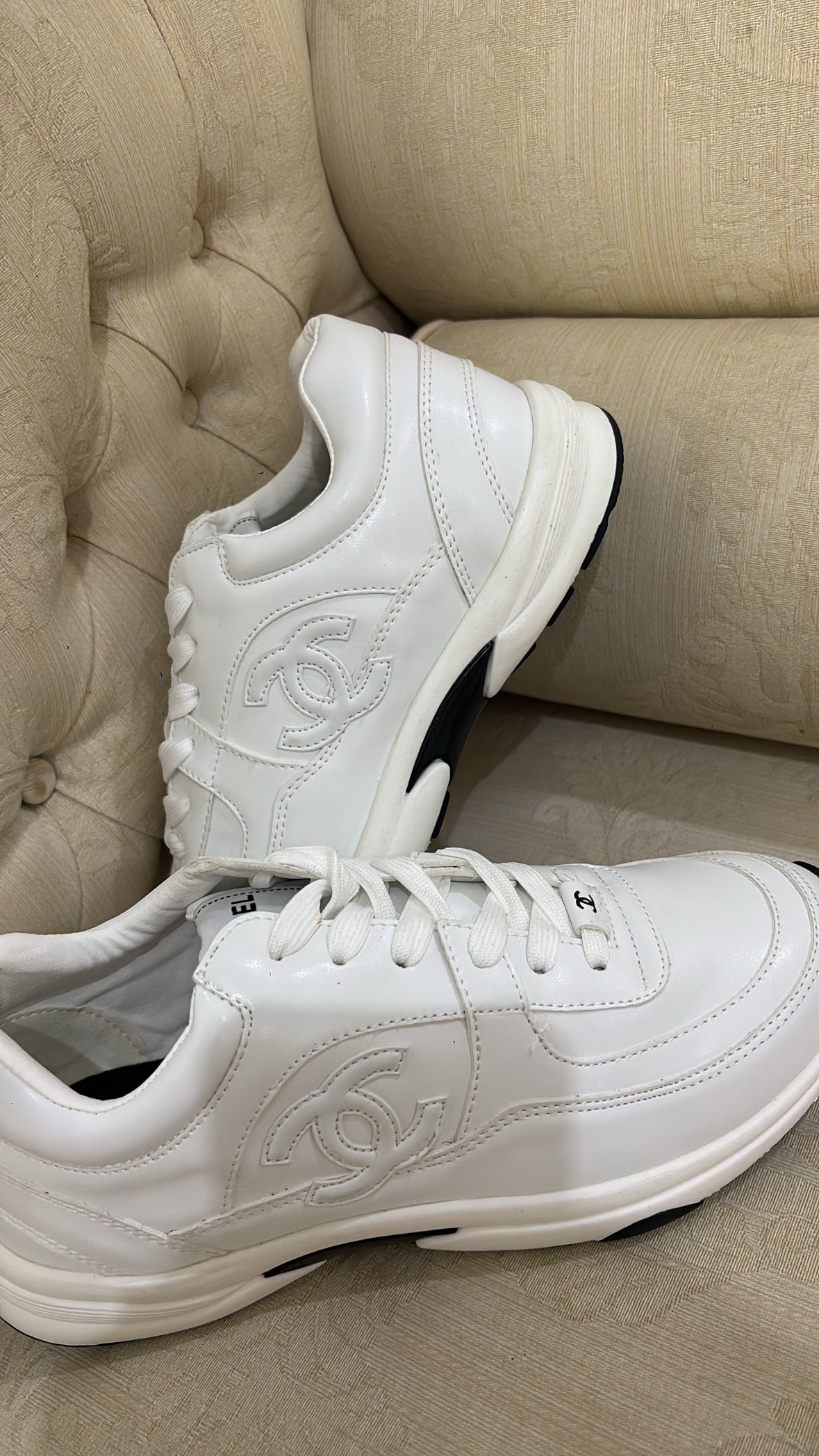 Full white detail trainers size 5 - no box