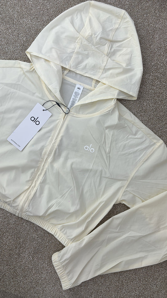 Cream/off white dryfit cropped jacket size S