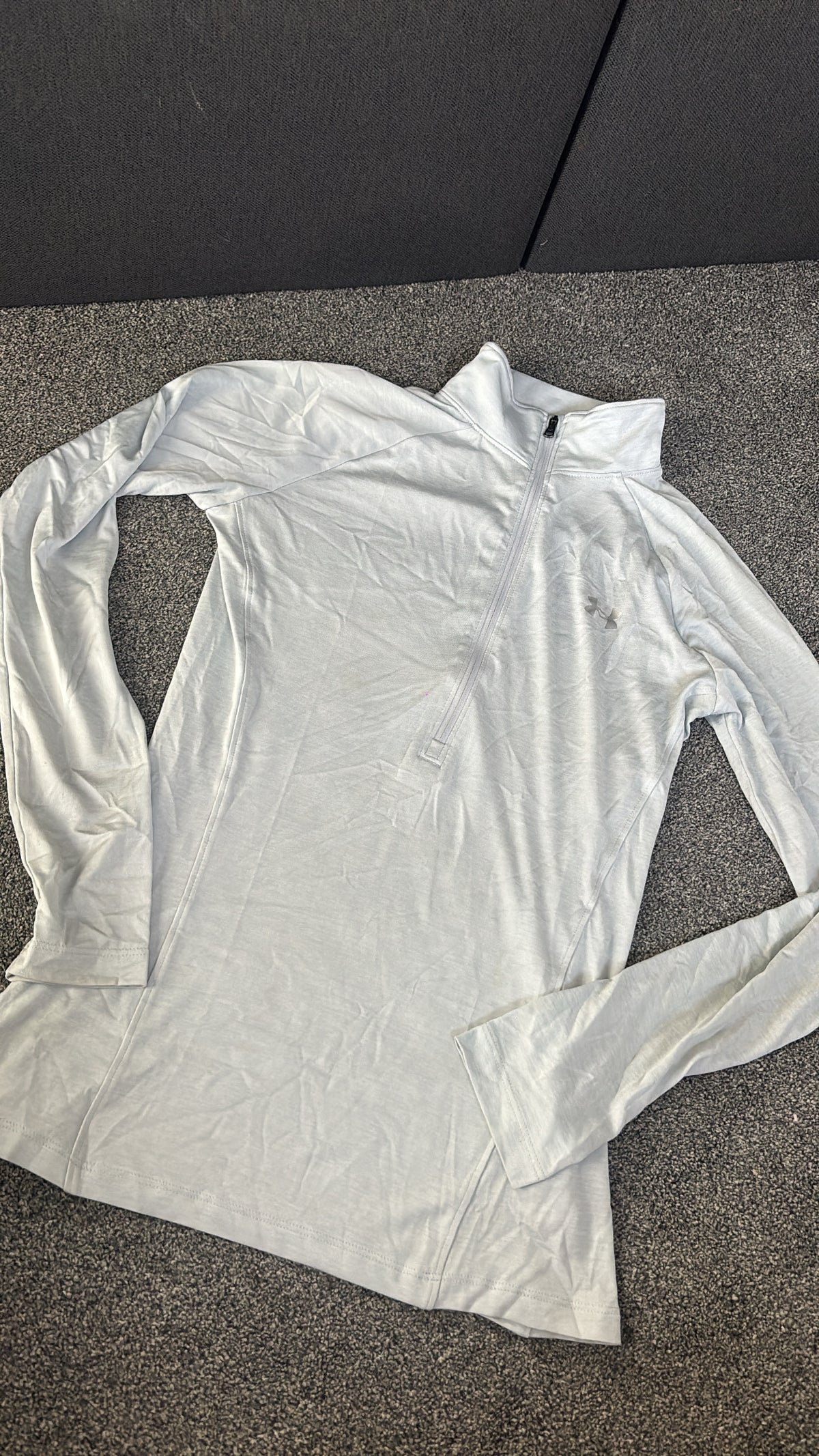 Grey quarter zip jacket size XS -Rg