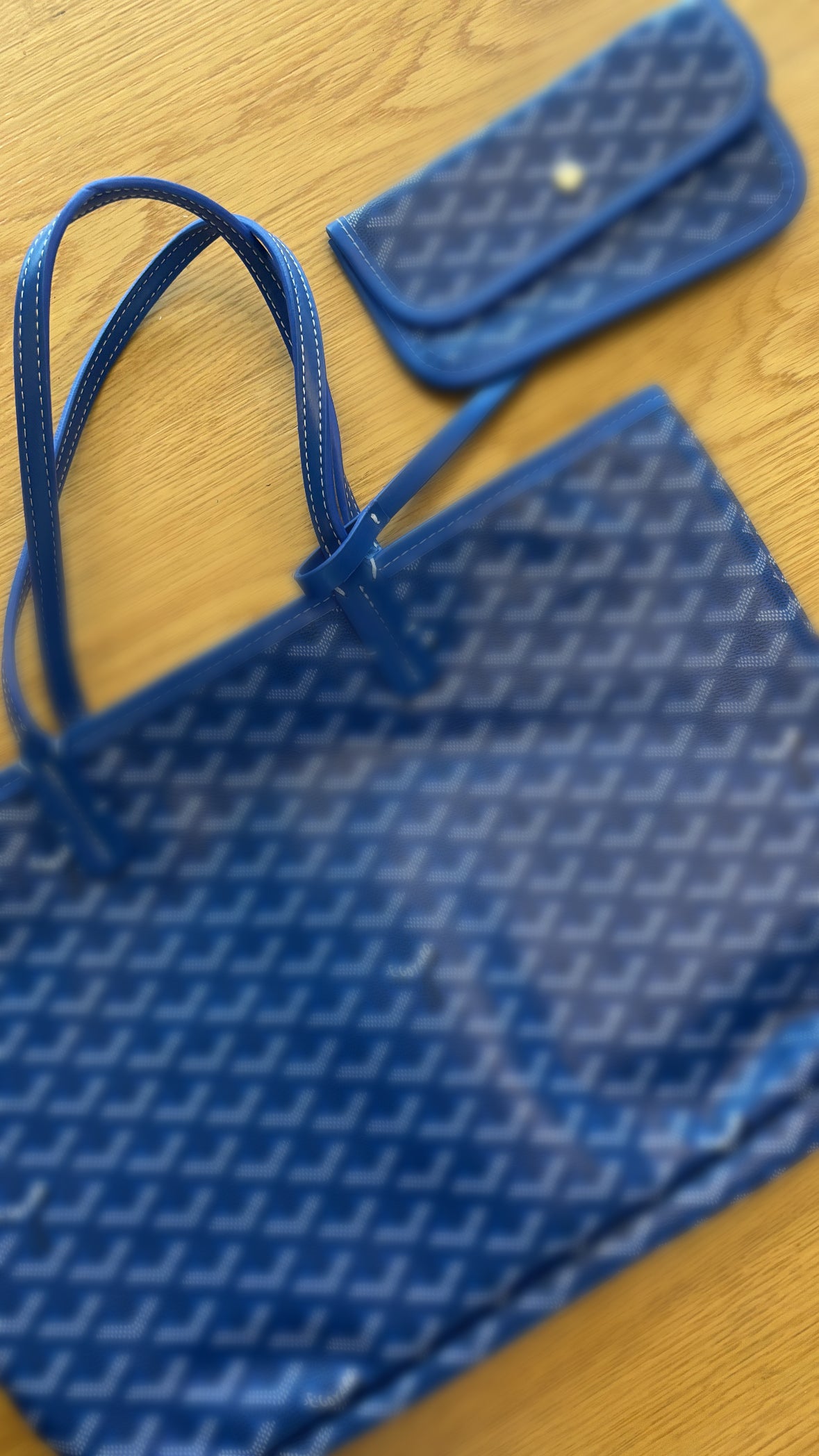 Royal blue shoulder bag