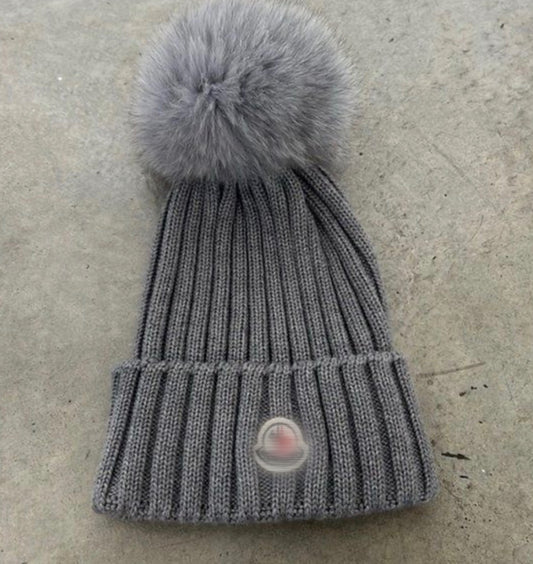 Grey Pom Pom hat -Rg