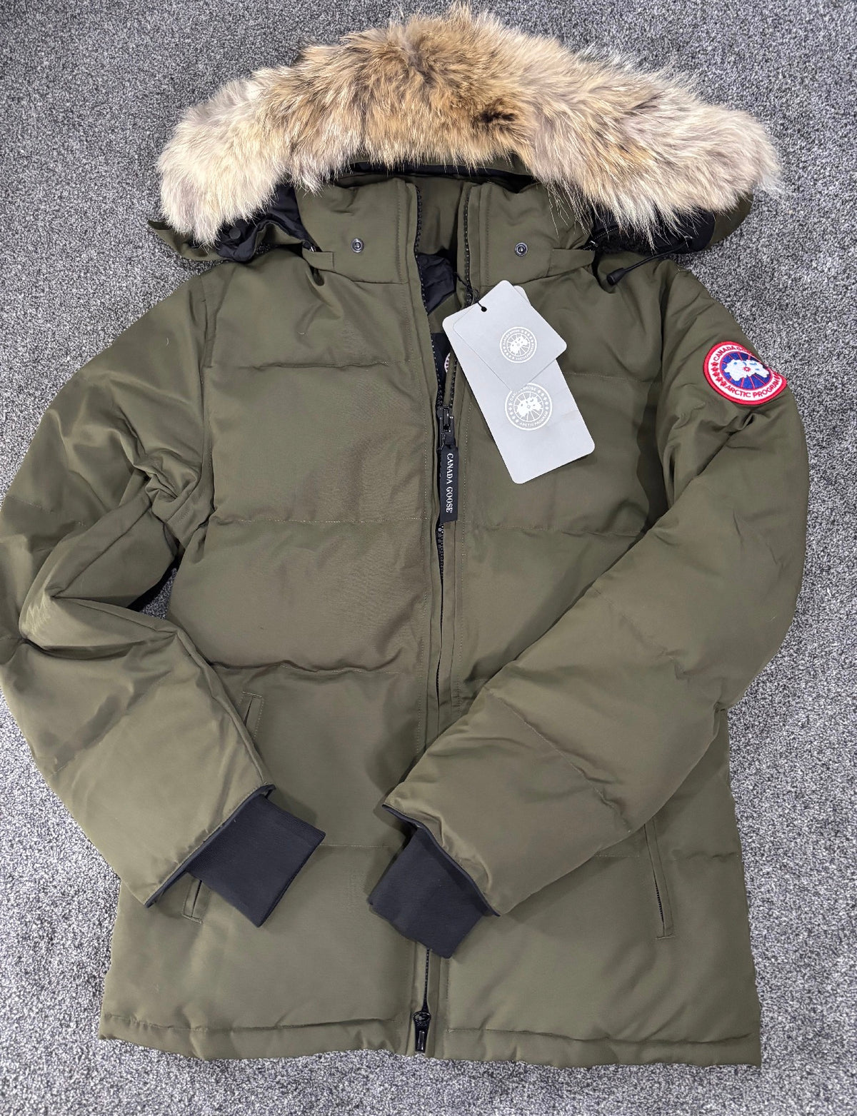 Khaki Canada coat with drawstrings and natural fur - AG
