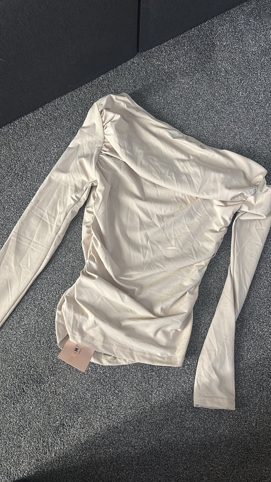 Cream long sleeve of shoulder top size small -Rg