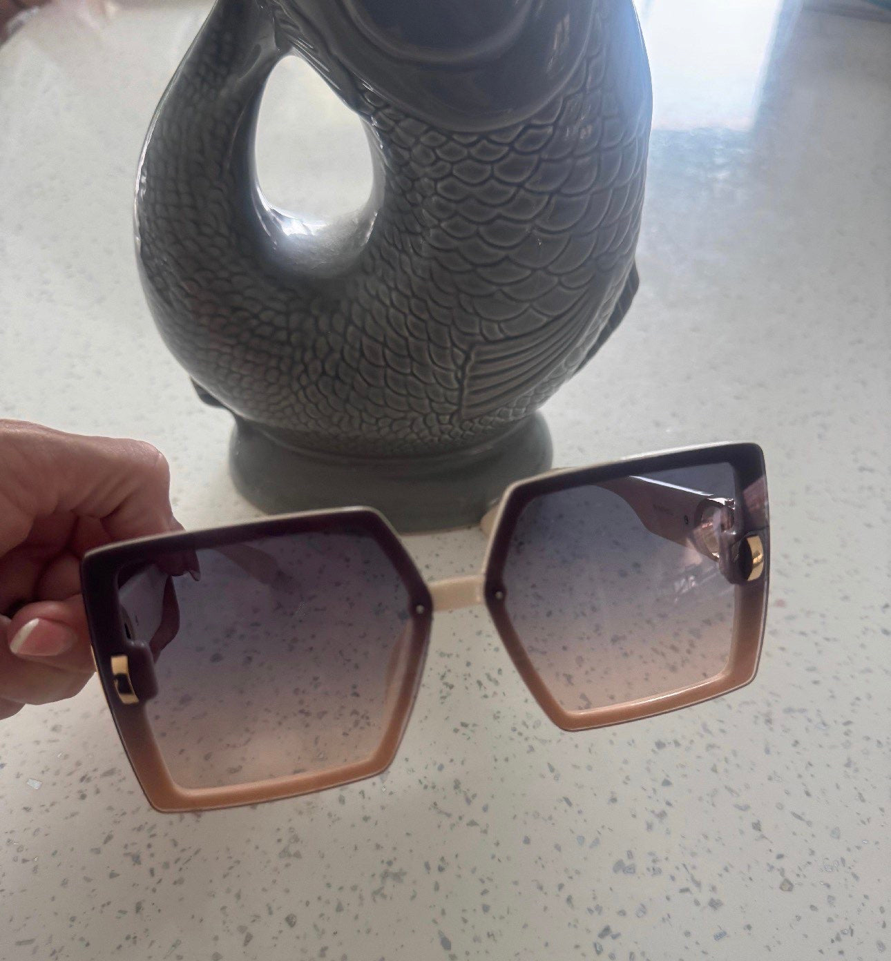 Cream gradient tint sunglasses