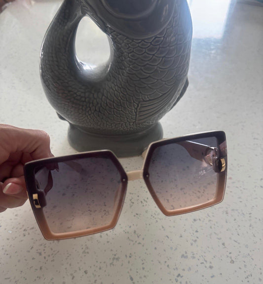 Cream gradient tint sunglasses