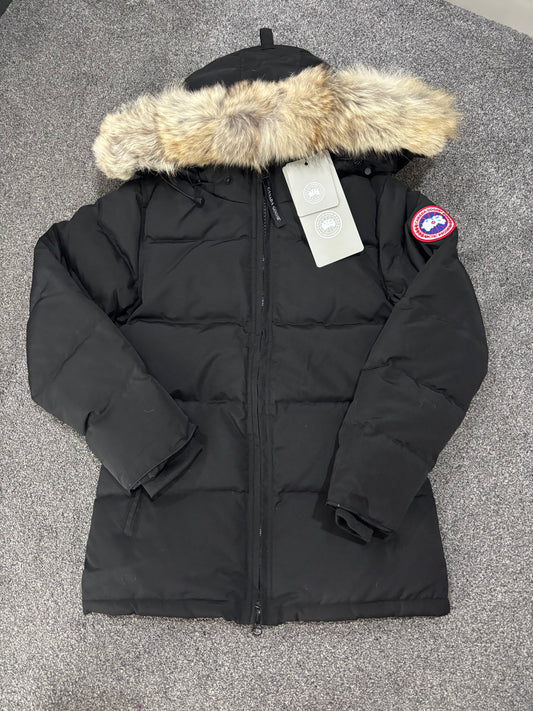 Black Canada coat with natural fur and draw strings -Rg