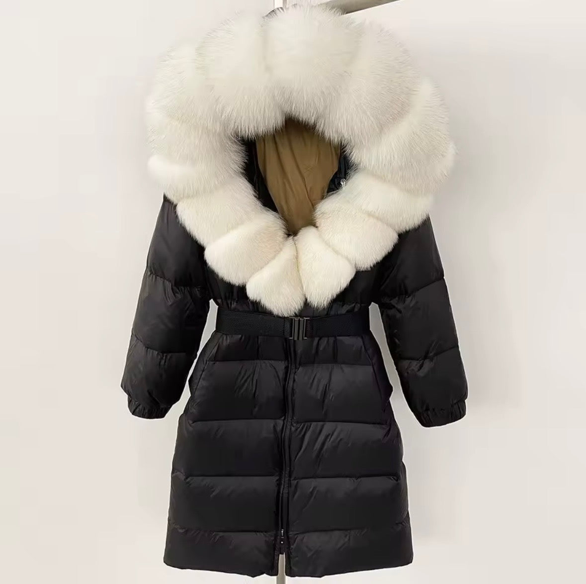 Black coat with real fur PRE ORDER 2/3weeks