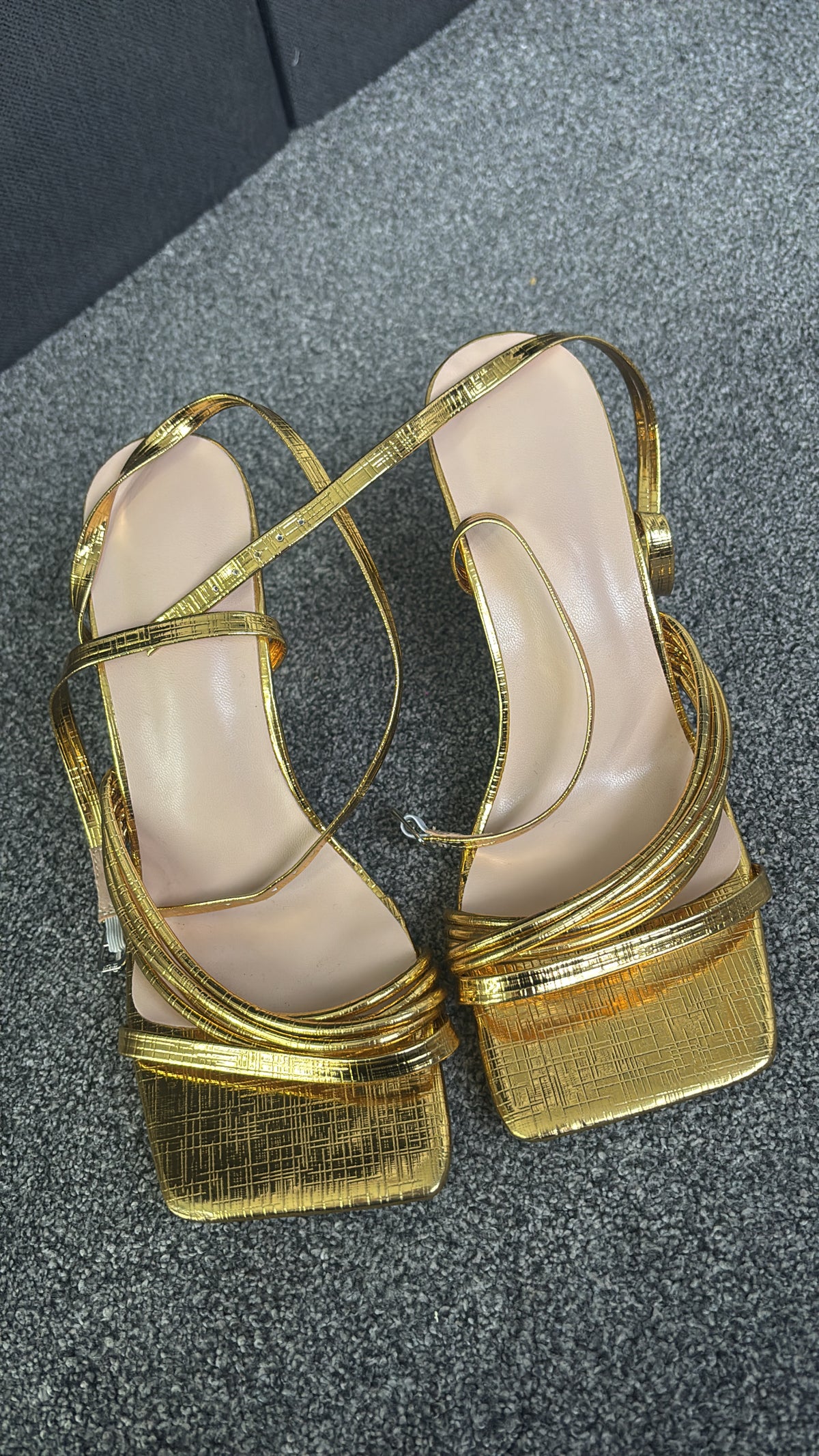 Gold high heels size 5 -Rg