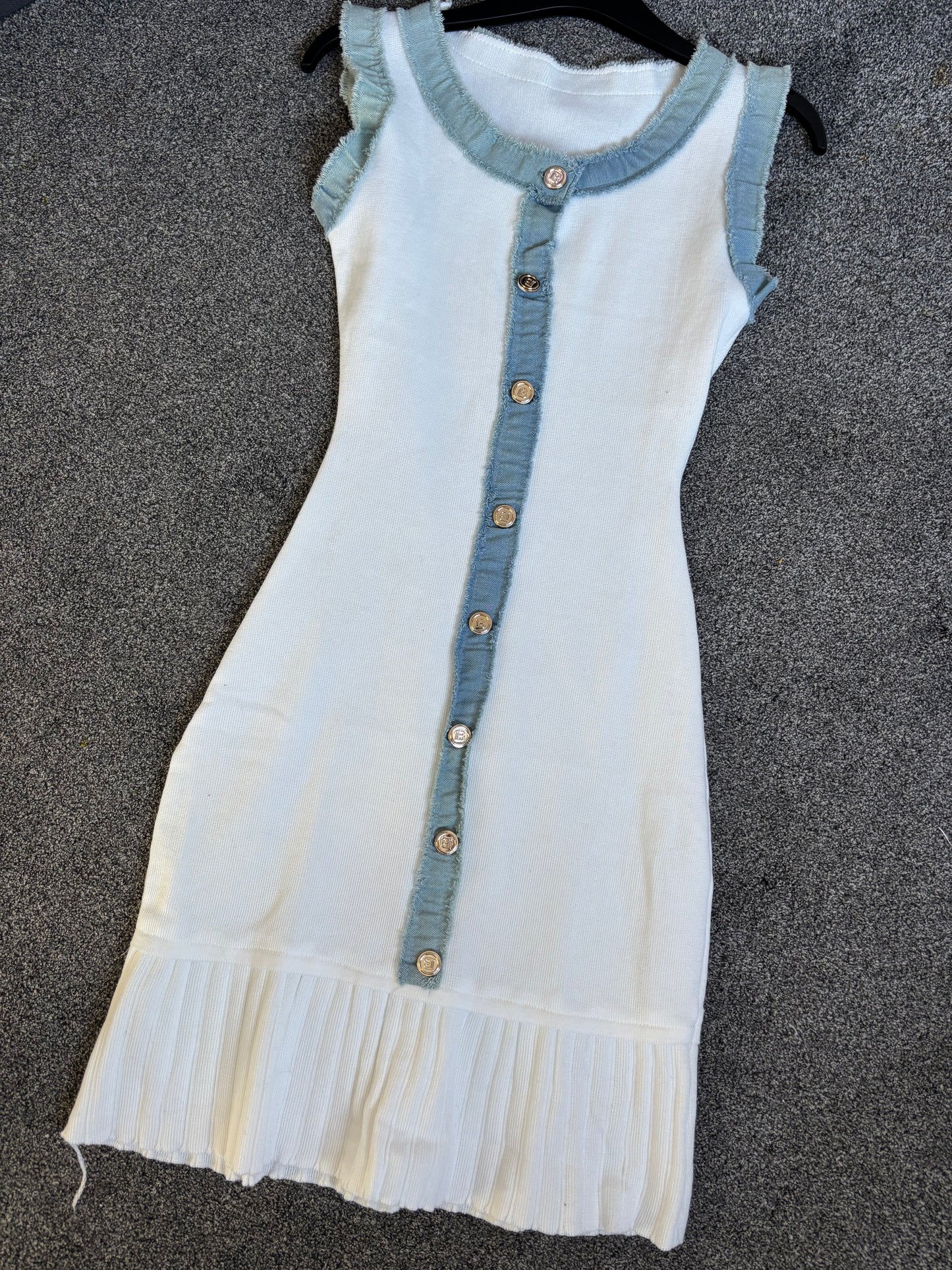 White and denim blue dress size small -Rg