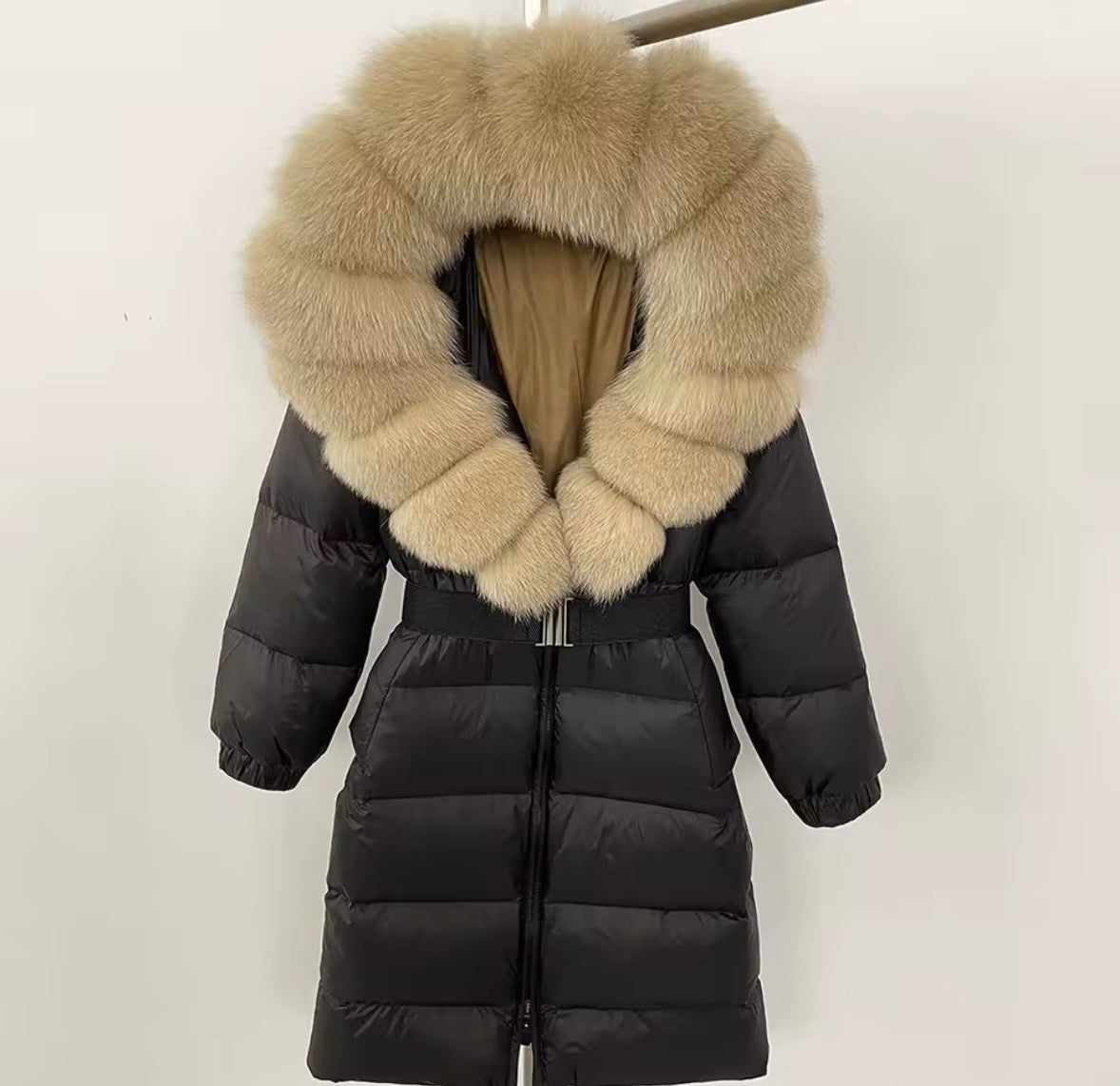 Black coat with real fur PRE ORDER 2/3weeks