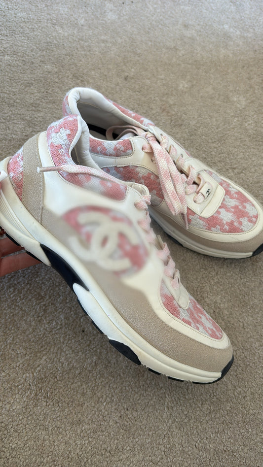 PRE LOVED pink and beige trainers no box size 39/6