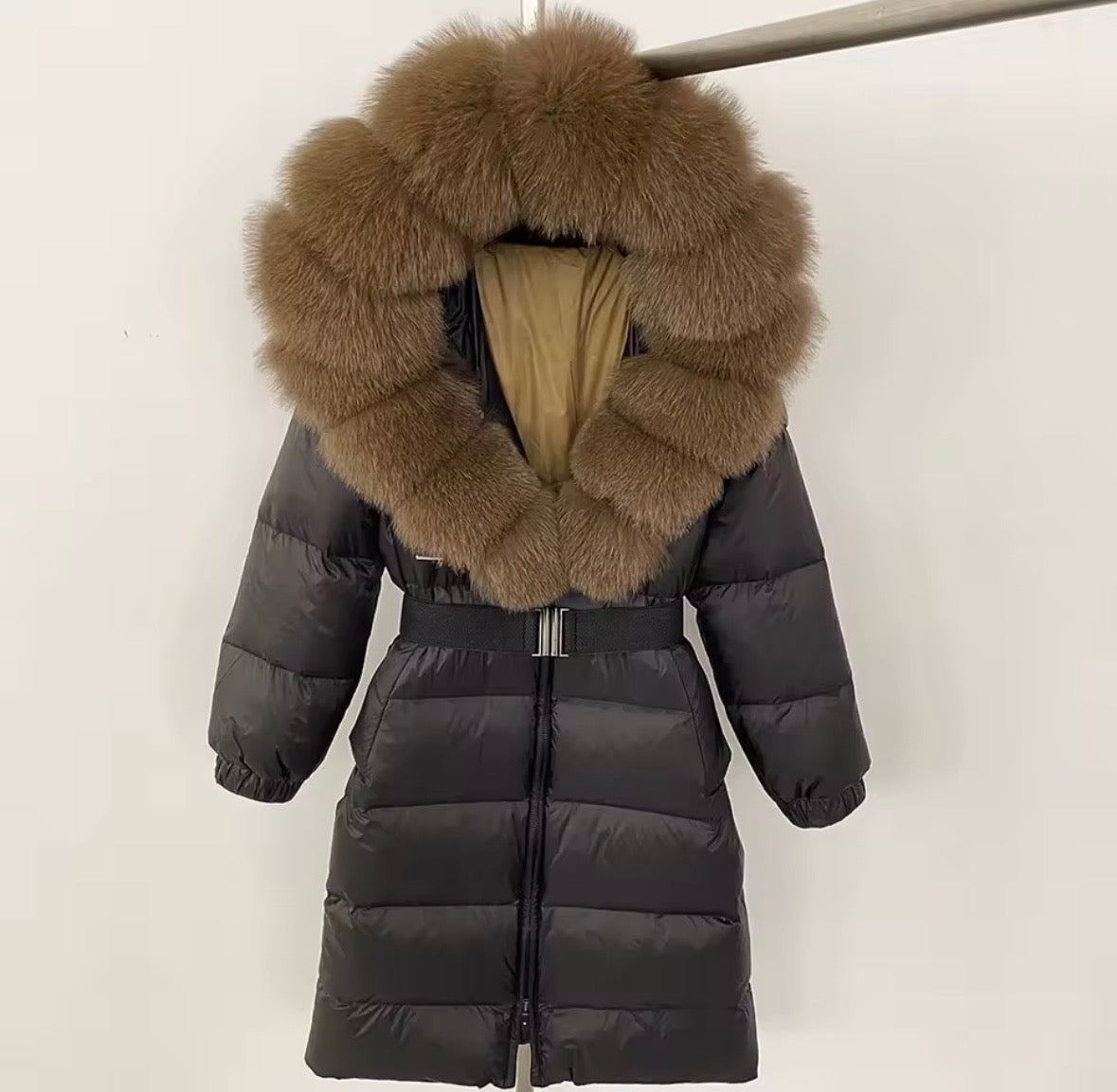 Black coat with real fur PRE ORDER 2/3weeks