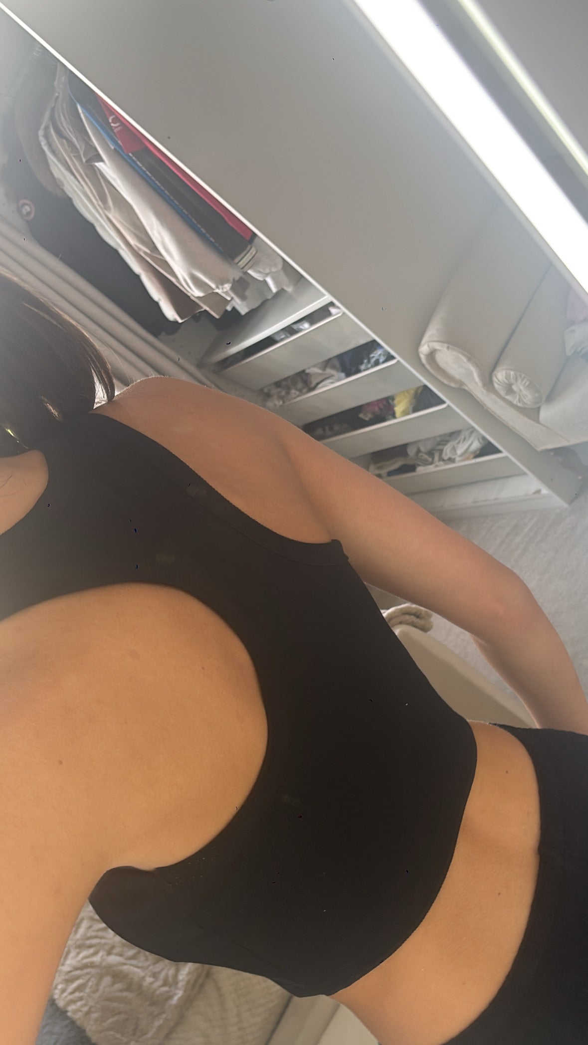 Black crop top size Small