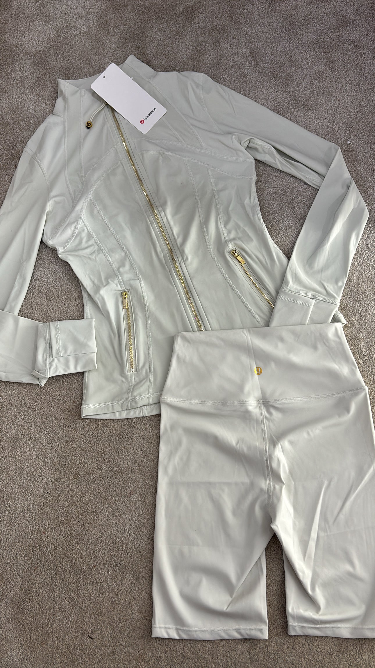 Cream and gold lulu short gym sets -Rg