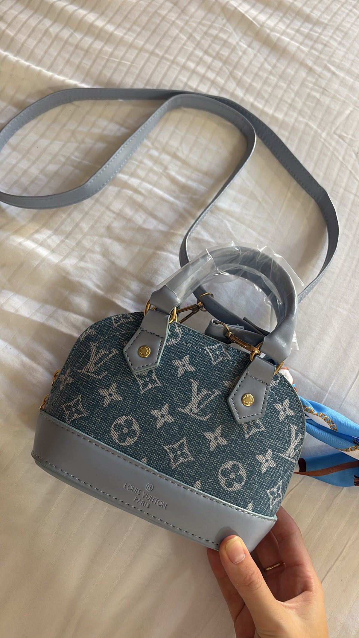 Blue flower mini handbag with long strap -Rg