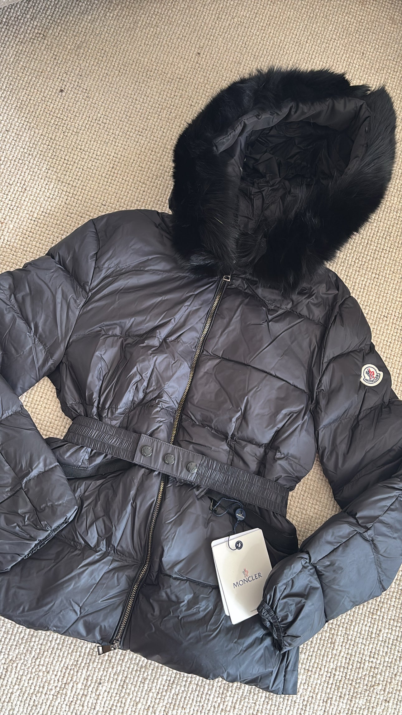 Black coat with fur and belt size small -Rg